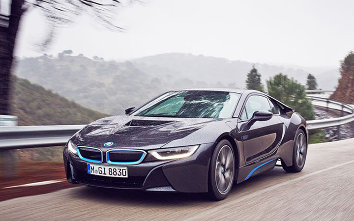 BMW i8
