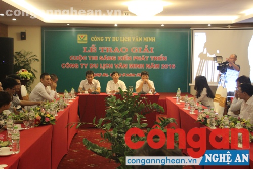 Toàn cảnh buổi trao giải
