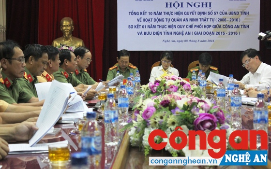 Toàn cảnh Hội nghị.
