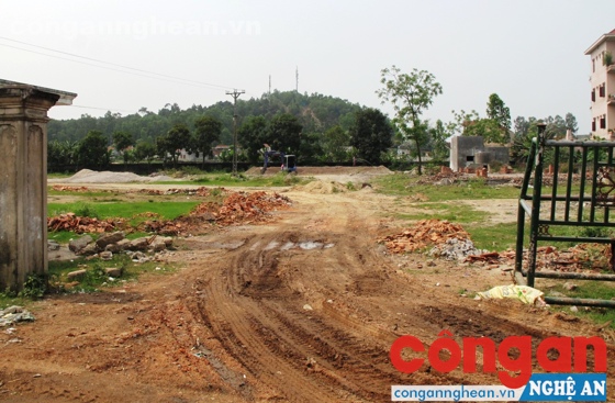 Hàng chục hộ dân bỗng dưng mất đất 64
