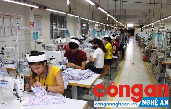 Nâng cao đời sống công nhân