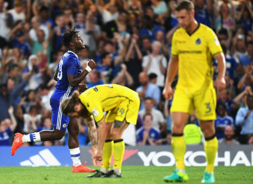 Thắng sát nút Bristol Rovers, Chelsea giành vé đi tiếp