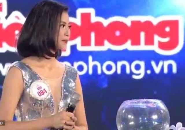 Chút bối rối trong thi ứng xử khiến Đào Thị Hà mất điểm