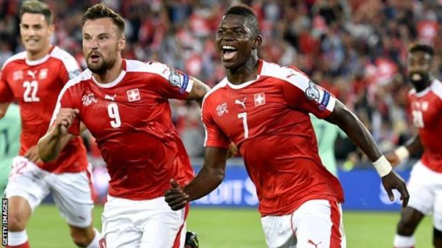 Vòng loại World Cup 2018: Thụy Sỹ đánh bại nhà ĐKVĐ châu Âu