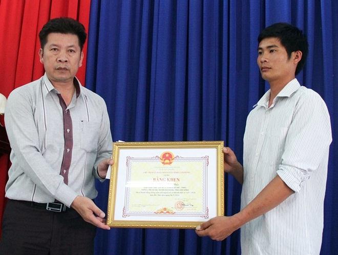 Chuyện chưa biết về gia đình tài xế dũng cảm cứu xe khách mất phanh