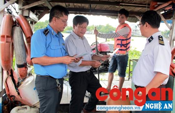 Tăng cường kiểm tra các bến đò ngang