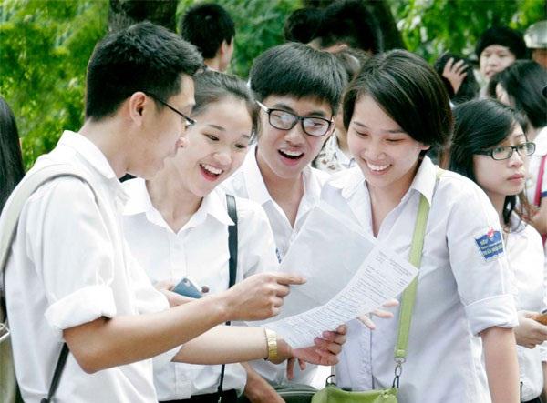 Cả giáo viên, học sinh và phụ huynh như 'ngồi trên lửa'