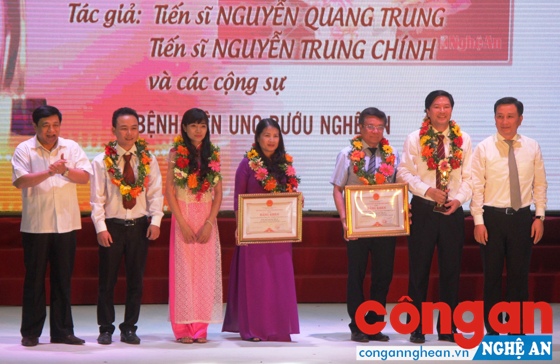 Đẩy mạnh áp dụng các thành tựu khoa học vào thực tiễn