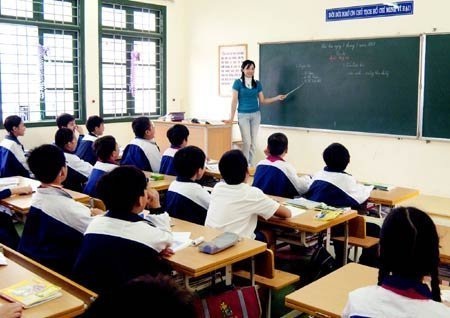 Bộ GD-ĐT lên tiếng về thí điểm dạy tiếng Nga, tiếng Trung