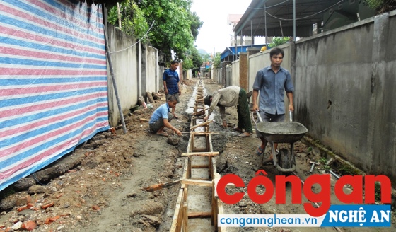 Tổ 1, khối 1 thi công đường giao thông