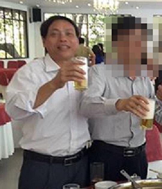 Hà Tĩnh: Cách chức bí thư xã vì đánh bạc