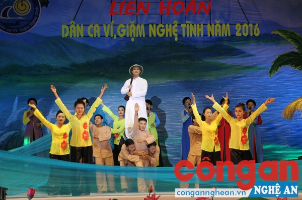 Khai mạc Liên hoan dân ca ví, giặm Nghệ Tĩnh năm 2016