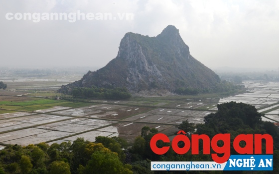 Huyền tích lèn Hai Vai