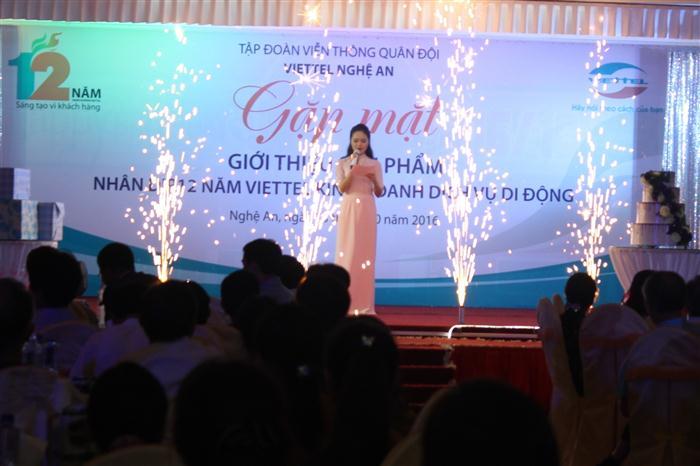 Viettel Nghệ An kỷ niệm 12 năm kinh doanh dịch vụ di động