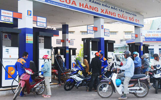 Giá xăng tăng 441 đồng/lít