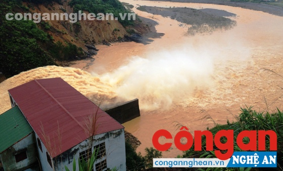 Hồ chứa và ẩn họa mùa mưa lũ