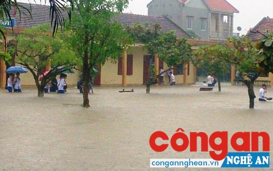 Nỗi lo học sinh đuối nước mùa mưa lũ