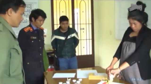 Nữ quái giấu ma túy trong lọ kem dưỡng da