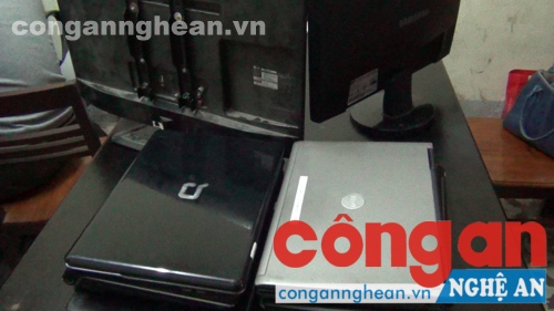 Số tang vật thu giữ của các đối tượng