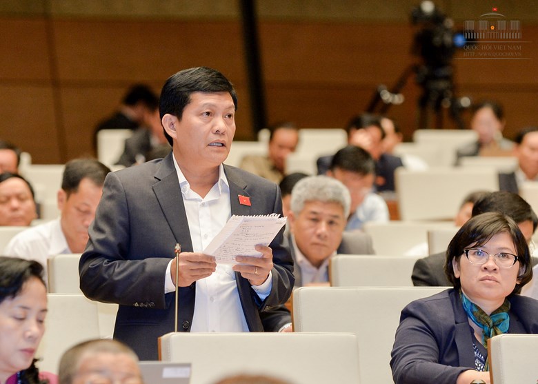 Đại biểu Phạm Phú Quốc phát biểu tai Hội trường