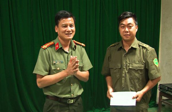 Thăm hỏi Công an xã bị thương khi làm nhiệm vụ