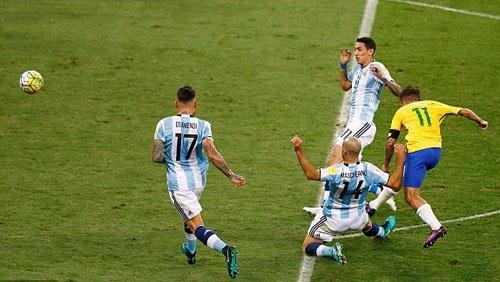 Brazil - Argentina: Bộ 3 tỏa sáng
