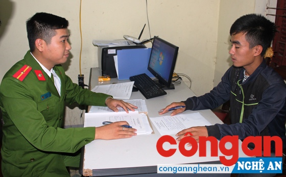 Học tập và làm theo tấm gương đạo đức Hồ Chí Minh từ những việc nhỏ nhất