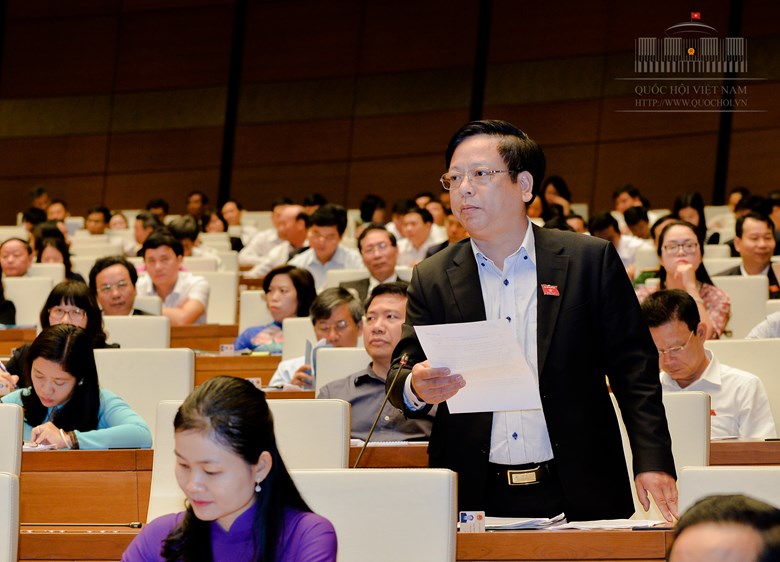 Quốc hội trả lời chất vấn về cải cách giáo dục
