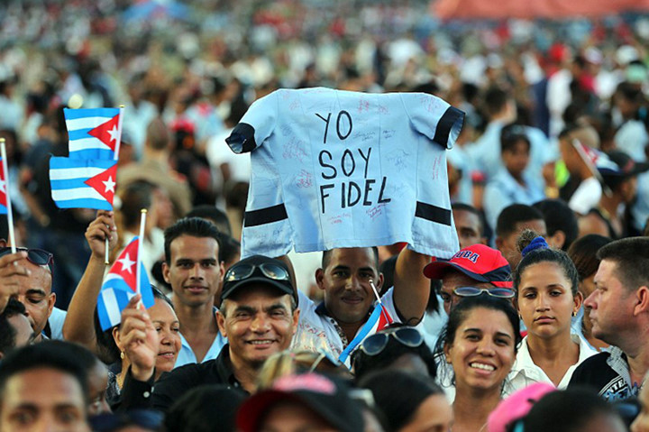 Lễ tưởng niệm do Chủ tịch Raul Castro chủ trì vào tối 3/12 (giờ Cuba) sẽ được tường thuật trực tiếp trên truyền hình quốc gia Cuba. Ảnh: EPA.