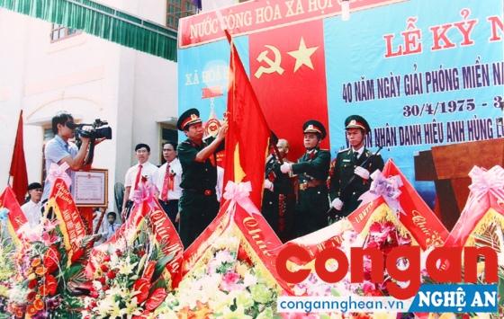 Xã Anh hùng mỏi mòn chờ chế độ
