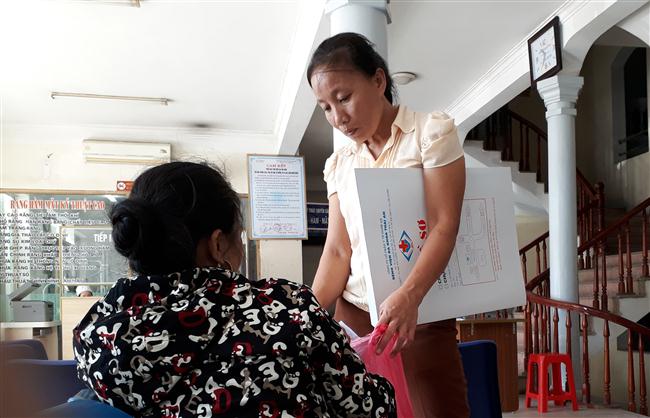 Bóp quyền lợi của bệnh nhân để lấy thành tích (Bài 2)