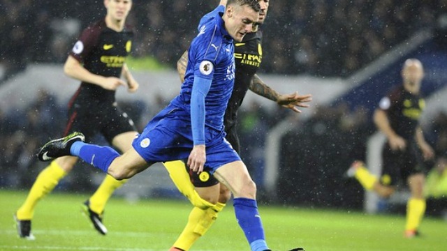 Jamie Vardy tỏa sáng, Leicester giành chiến thắng ngoạn mục trước Man City