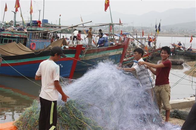 Ngư dân hiện nay đang bị động trong công tác xử lý sự cố máy móc tàu thuyền tham gia đánh bắt trên biển