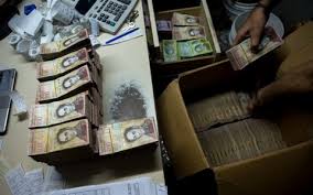 Venezuela triển khai phát hành tiền mới
