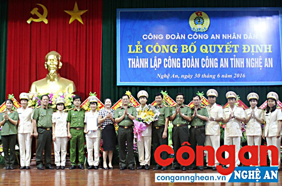 Công bố quyết định thành lập Công đoàn Công an Nghệ An