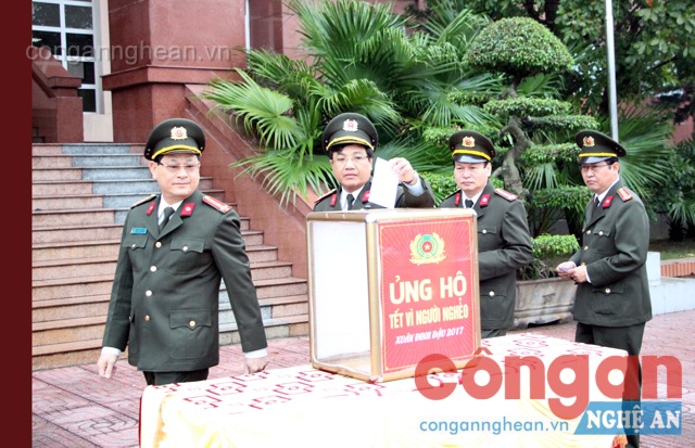 Công an tỉnh: Ủng hộ 'Tết vì người nghèo'