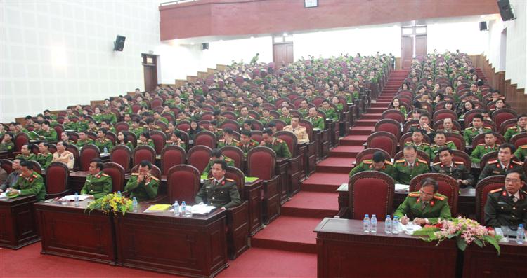 Toàn cảnh hội nghị
