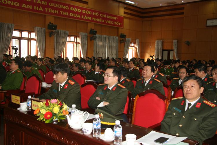 Công an Hà Tĩnh: Triển khai chương trình công tác năm 2017
