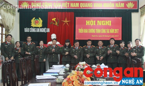 Báo Công an Nghệ An: Triển khai công tác năm 2017