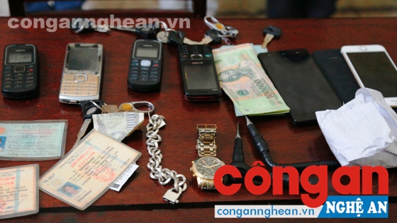 Tang vật vụ án