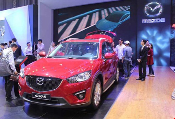 Cận Tết, ô tô dưới 1 tỷ đồng bùng nổ