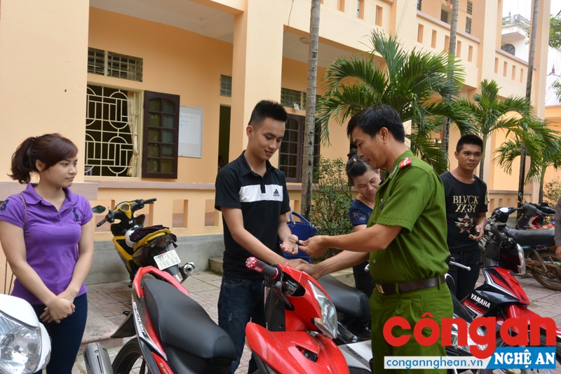Lá cờ đầu trong công tác đảm bảo an ninh trật tự
