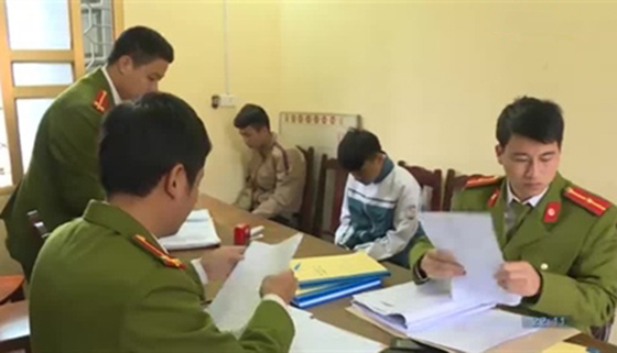 Hai học sinh đột nhập, phá két tinh vi