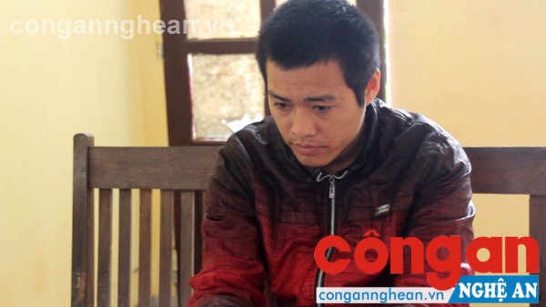 Vừa ra tù đã trộm xe máy