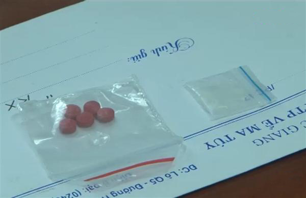 Bắc Giang: Bắt giữ ổ nhóm mua bán, sử dụng ma túy