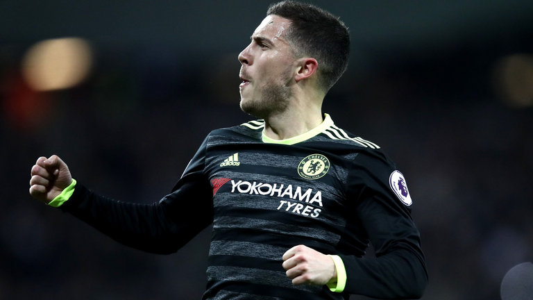 Eden Hazard mở tỉ số cho Chelsea sau 25 phút thi đấu