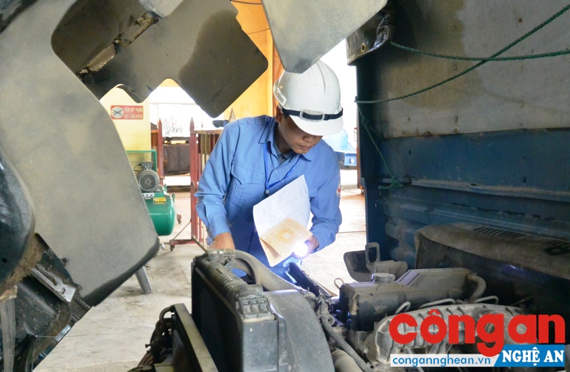 Cảnh báo cháy nổ ôtô, xe máy