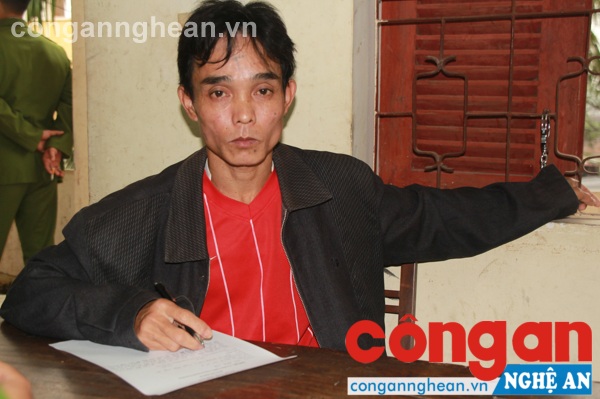Rượu vào… dao ra