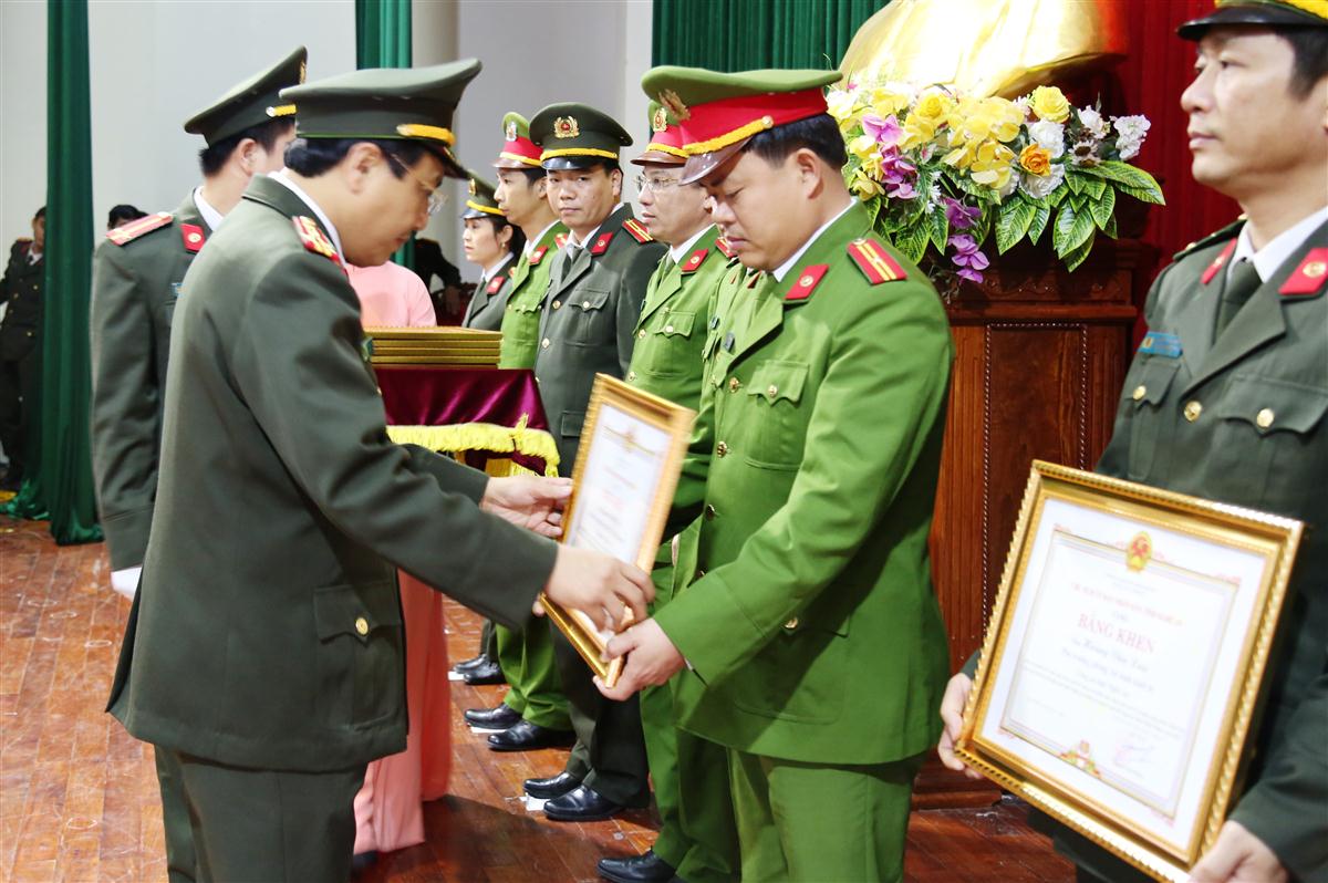 Tổng kết đợt cao điểm tấn công, trấn áp tội phạm trước, trong và sau Tết