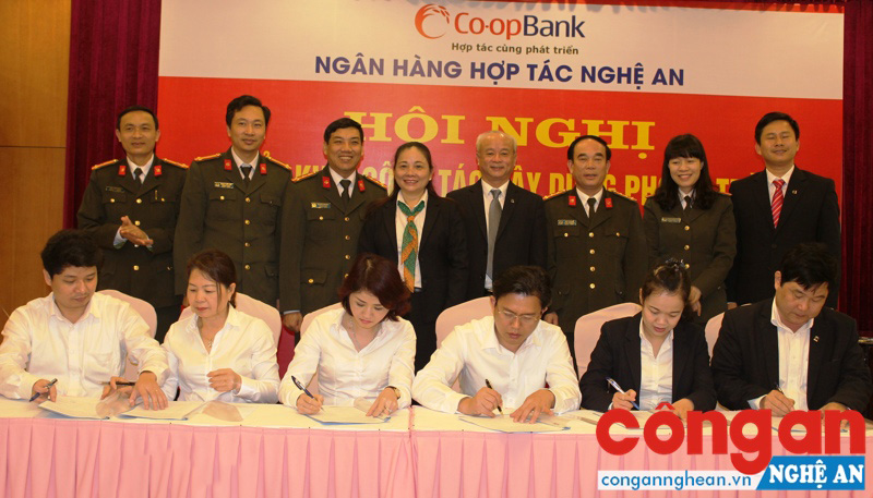 Ngân hàng Hợp tác Nghệ An triển khai phong trào Toàn dân bảo vệ ANTQ năm 2017